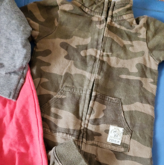 Pajamas For kids (🌵FOR BUNDLES ONLY) - Picture 3 of 5